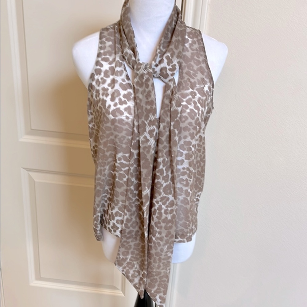 Eight Sixty print top